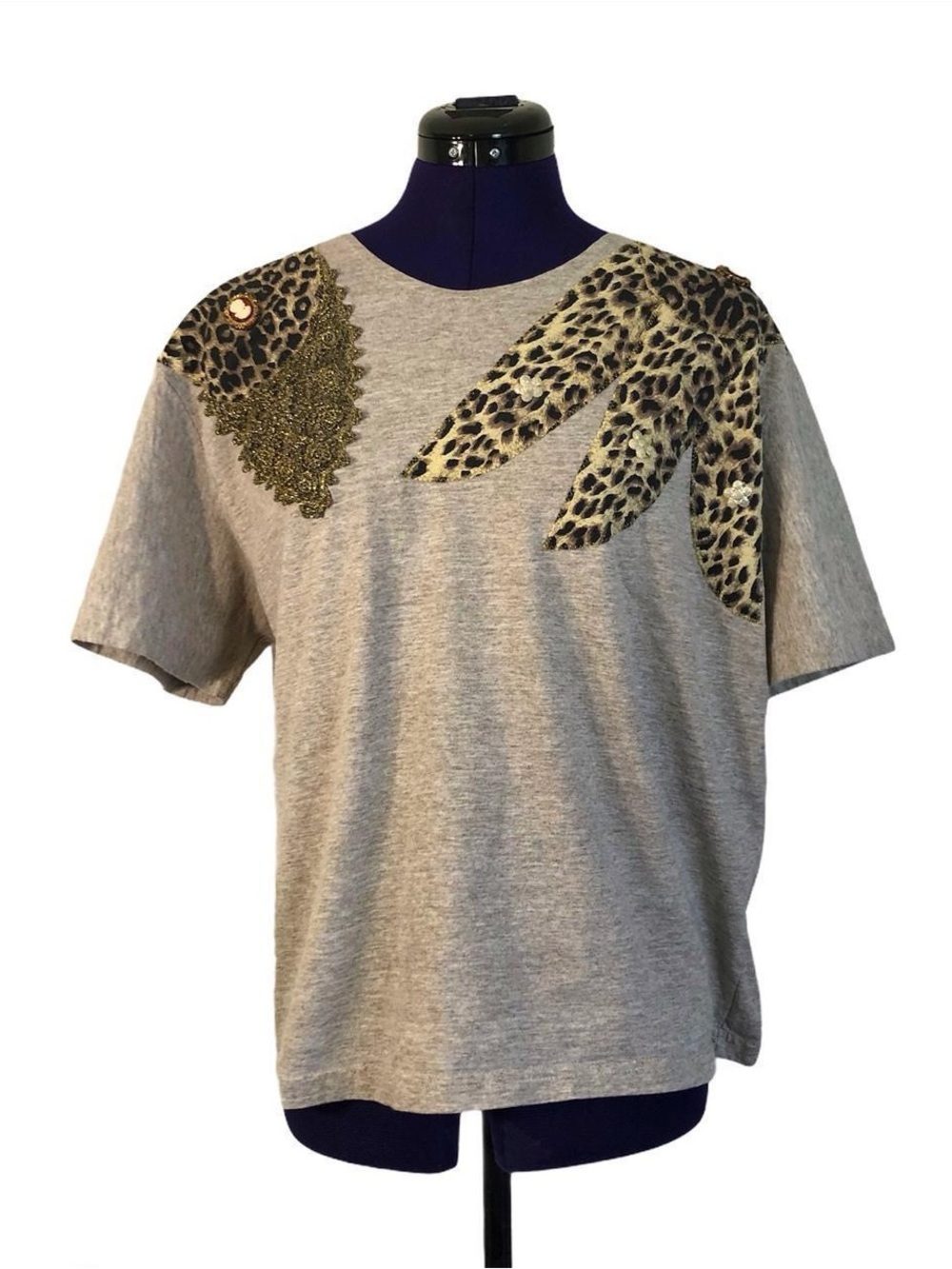 Gray Leopard Animal Print Lace Cameo Short Sleeve Top